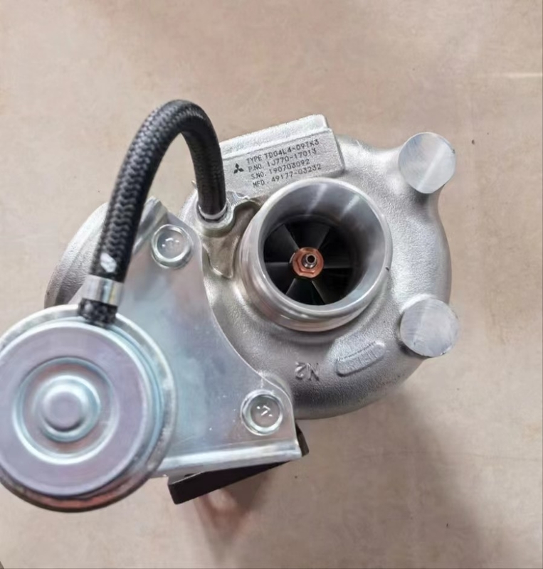 V3307 ট্রাক্টর TD04L409TK3 কুবোটা টার্বোচার্জার 49177-03230 1J770-17013 49177-03232